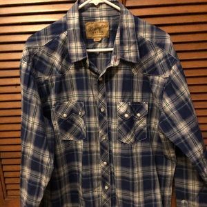 Wrangler long sleeve shirt
